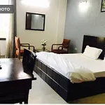 Service Apartment Near Apollo Hospital