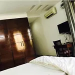 Service Apartment Near Apollo Hospital